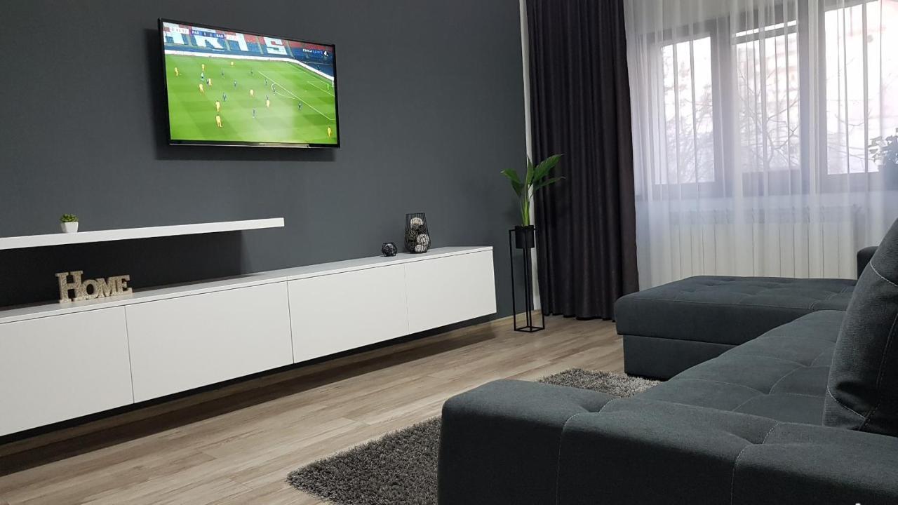 Galaţi Mary Apartment מראה חיצוני תמונה