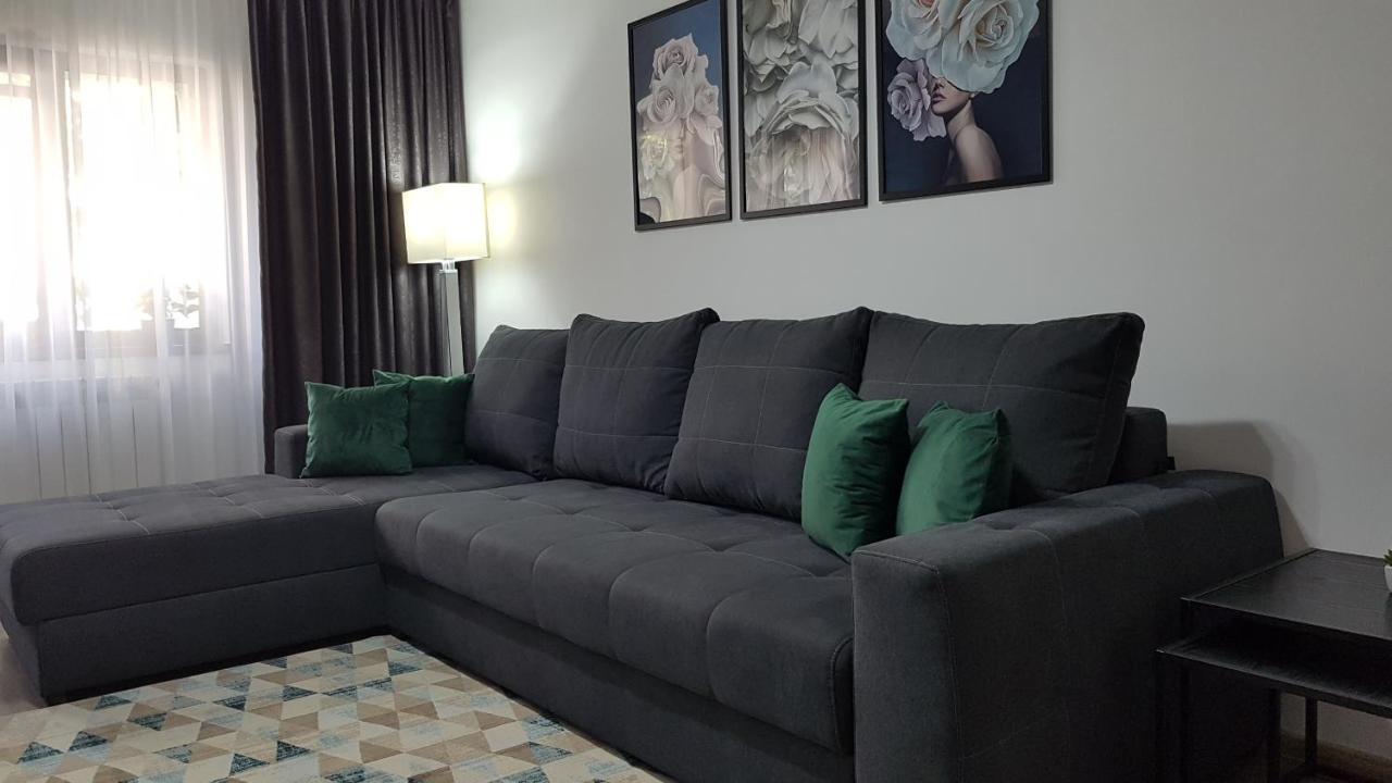Galaţi Mary Apartment מראה חיצוני תמונה